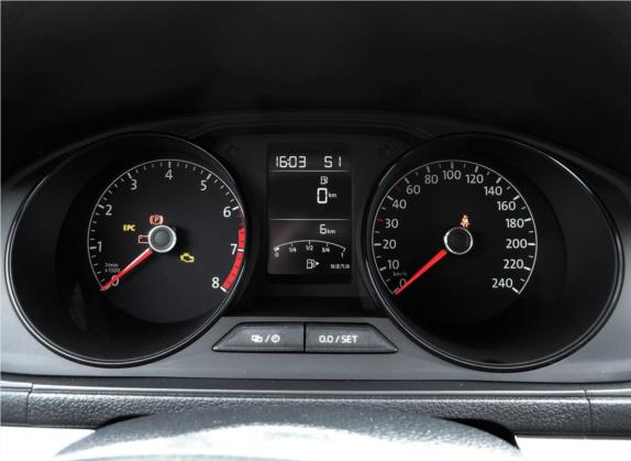 朗逸 2017款 1.6L 自动风尚版 中控类   仪表盘