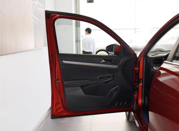 朗逸 2017款 230TSI DSG豪华版 车厢座椅   前门板