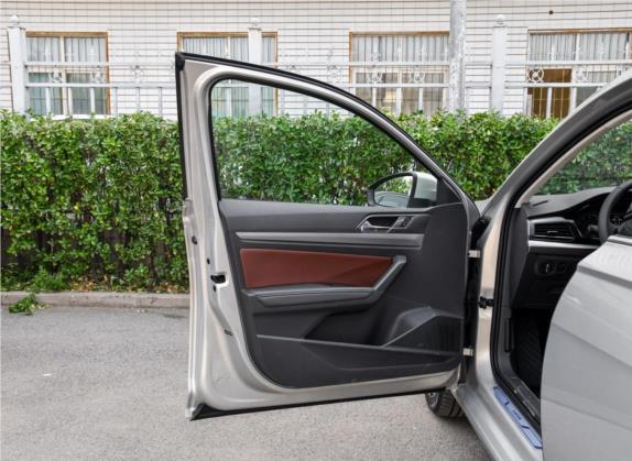 朗逸 2018款 280TSI DSG豪华版 国V 车厢座椅   前门板