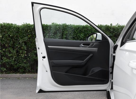 朗逸 2018款 1.5L 自动舒适版 国V 车厢座椅   前门板