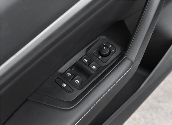 朗逸 2018款 1.5L 自动舒适版 国V 车厢座椅   门窗控制