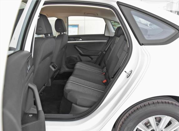 朗逸 2018款 1.5L 自动风尚版 国V 车厢座椅   后排空间