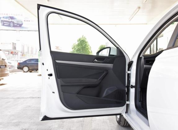 朗逸 2018款 1.5L 自动风尚版 国V 车厢座椅   前门板
