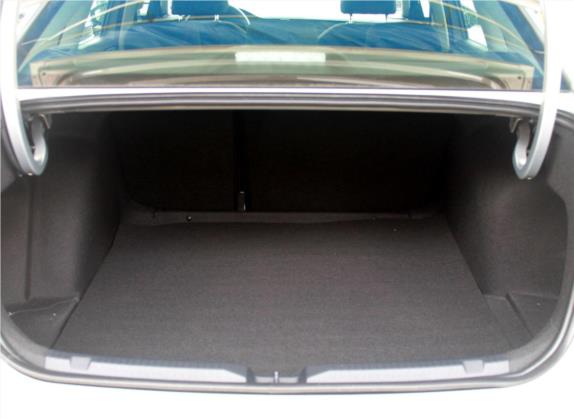 朗逸 2018款 1.5L 手动风尚版 国V 车厢座椅   后备厢