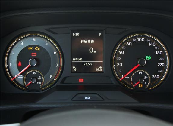 朗逸 2018款 两厢 200TSI DSG风尚版 国V 中控类   仪表盘
