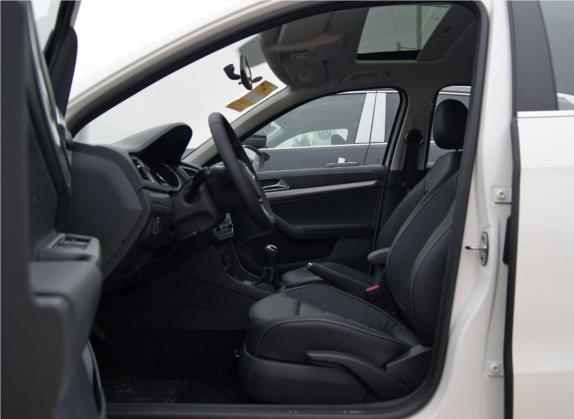 朗逸 2018款 经典 1.5L 手动舒适版 国VI 车厢座椅   前排空间
