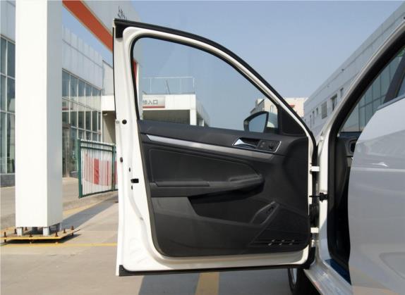 朗逸 2018款 经典 1.5L 手动舒适版 国VI 车厢座椅   前门板
