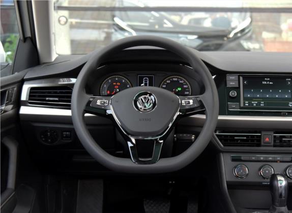 朗逸 2019款 两厢 280TSI DSG舒适版 国VI 中控类   驾驶位