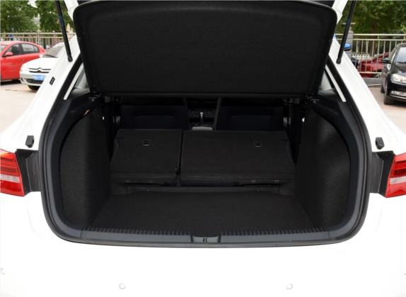 朗逸 2019款 两厢 280TSI DSG舒适版 国VI 车厢座椅   后备厢