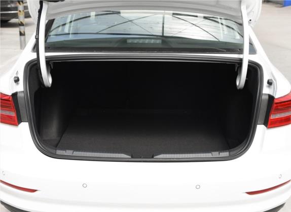 朗逸 2019款 1.5L 自动风尚版 国VI 车厢座椅   后备厢