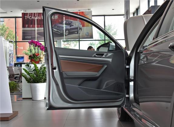 朗逸 2019款 280TSI DSG豪华版 国VI 车厢座椅   前门板