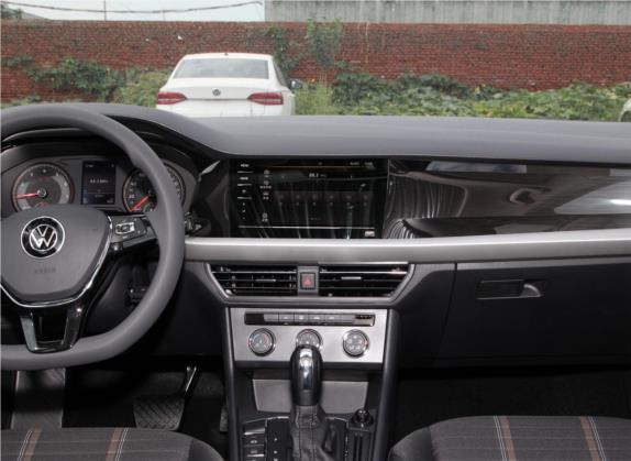朗逸 2021款 280TSI DSG舒适版 中控类   中控台