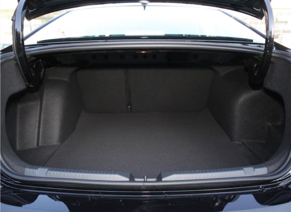 朗逸 2022款 1.5L 手动舒适版 车厢座椅   后备厢