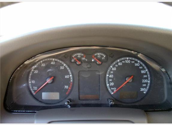Passat领驭 2007款 1.8T 自动豪华型 中控类   仪表盘