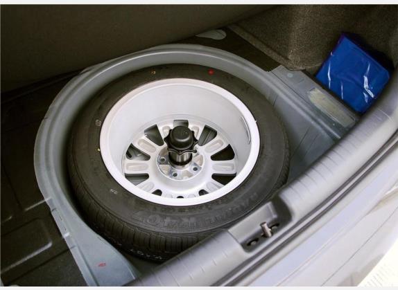Passat领驭 2007款 1.8T 自动导航型 其他细节类   备胎