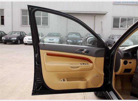 Passat领驭 2007款 1.8T 自动导航型 车厢座椅   前门板