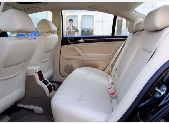 Passat领驭 2009款 1.8T 自动尊品型 车厢座椅   后排空间