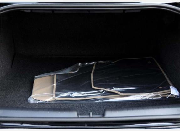 Passat领驭 2009款 1.8T 自动尊品型 车厢座椅   后备厢