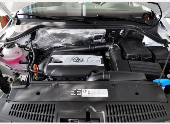 途观 2010款 2.0TSI 自动四驱旗舰版 其他细节类   发动机舱