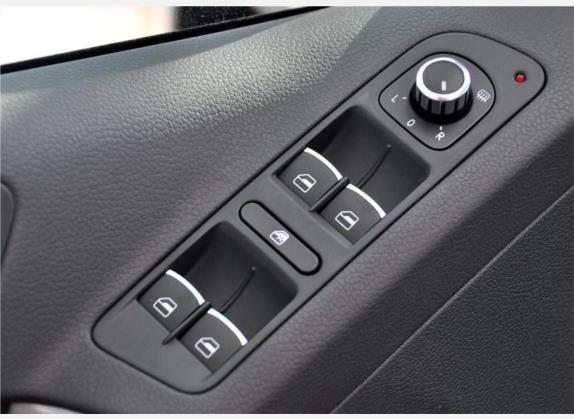 途观 2010款 2.0TSI 自动四驱旗舰版 车厢座椅   门窗控制