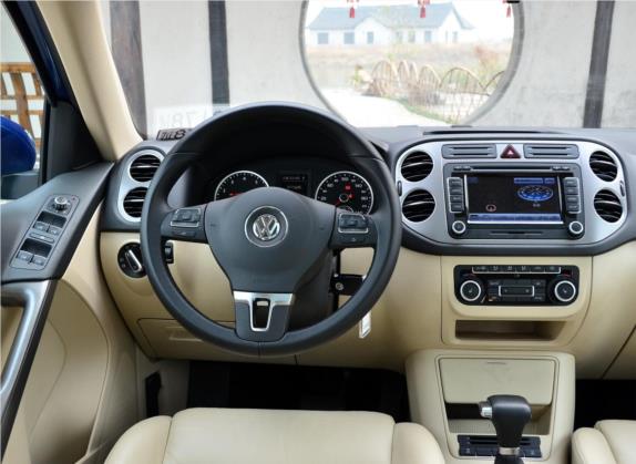 途观 2010款 1.8TSI 自动四驱菁英版 中控类   驾驶位