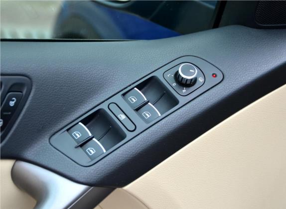 途观 2010款 1.8TSI 自动四驱菁英版 车厢座椅   门窗控制