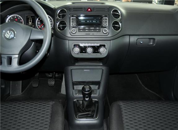途观 2012款 1.8TSI 手动两驱都会版 中控类   中控台