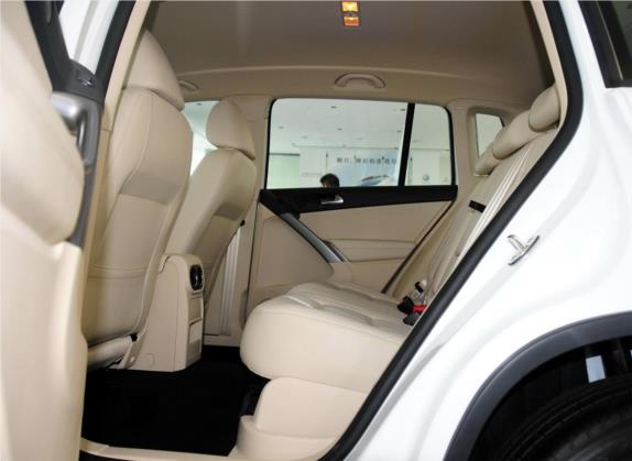 途观 2012款 1.8TSI 自动两驱风尚版 车厢座椅   后排空间