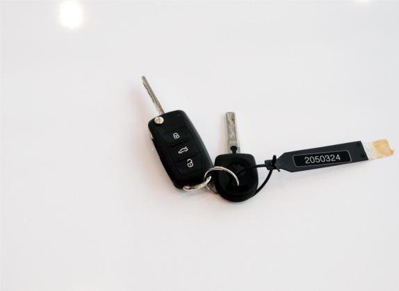 途观 2012款 1.8TSI 自动四驱菁英版 其他细节类   钥匙