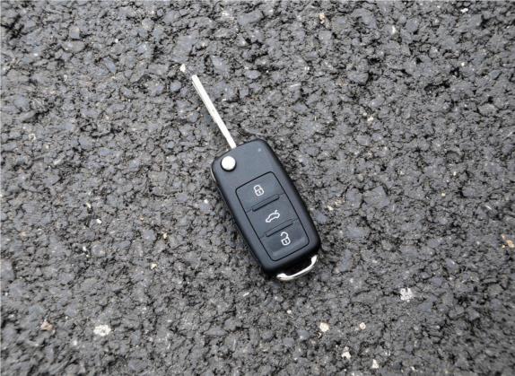 途观 2012款 2.0TSI 自动四驱菁英版 其他细节类   钥匙