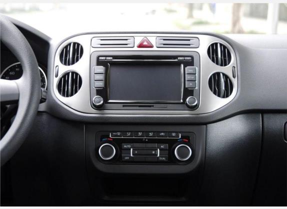 途观 2012款 1.8TSI 手动两驱进享版 中控类   中控台