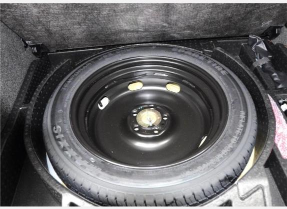 途观 2012款 1.8TSI 手动两驱进享版 其他细节类   备胎