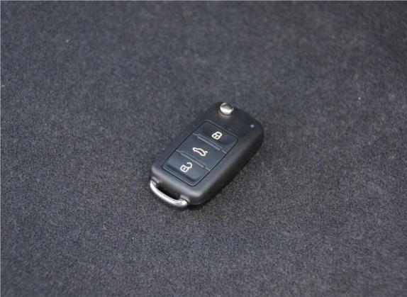 途观 2013款 2.0TSI 自动四驱旗舰版 其他细节类   钥匙