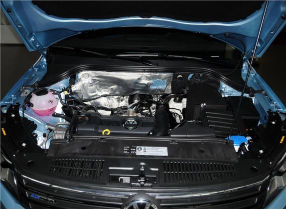 途观 2013款 1.4TSI 手动两驱蓝驱版 其他细节类   发动机舱