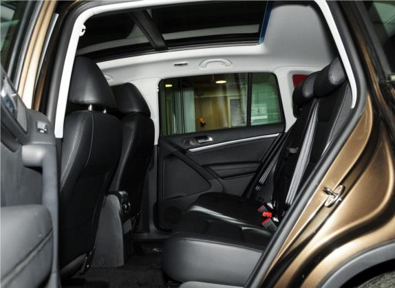 途观 2013款 1.8TSI 自动四驱豪华型 车厢座椅   后排空间