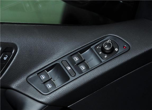 途观 2013款 1.8TSI 自动四驱豪华型 车厢座椅   门窗控制