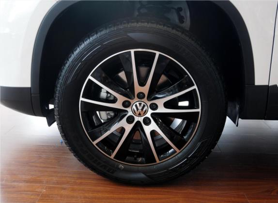 途观 2013款 2.0TSI 自动四驱豪华版 其他细节类   前轮