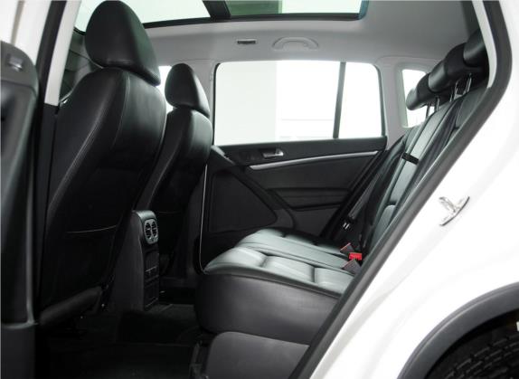 途观 2013款 2.0TSI 自动四驱豪华版 车厢座椅   后排空间