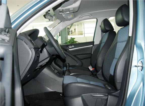 途观 2015款 1.4TSI 手动两驱蓝驱版 车厢座椅   前排空间