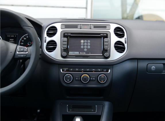 途观 2015款 1.8TSI 自动两驱豪华型 中控类   中控台