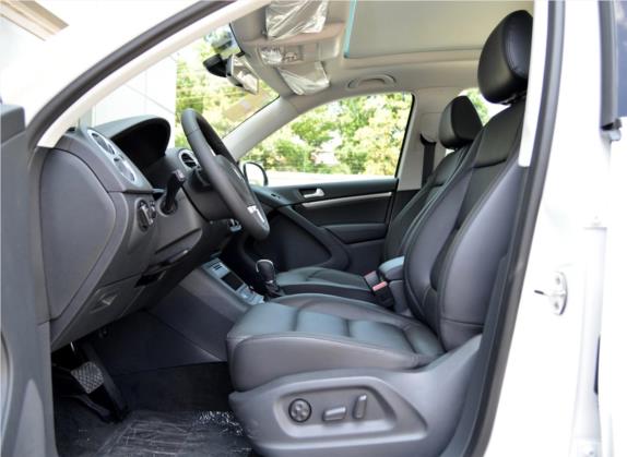 途观 2015款 1.8TSI 自动两驱豪华型 车厢座椅   前排空间