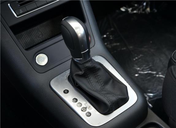 途观 2015款 1.8TSI 自动两驱豪华型 中控类   挡把