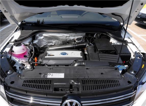 途观 2015款 2.0TSI 自动四驱豪华版 其他细节类   发动机舱