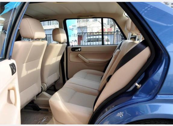 捷达 2010款 1.6L 前卫 车厢座椅   后排空间