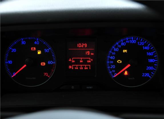 捷达 2012款 1.6L 纪念版 中控类   仪表盘