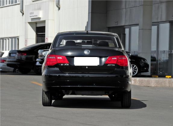 捷达 2013款 1.6L 自动时尚型 外观   正后