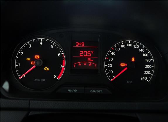 捷达 2015款 1.6L 手动时尚型 中控类   仪表盘