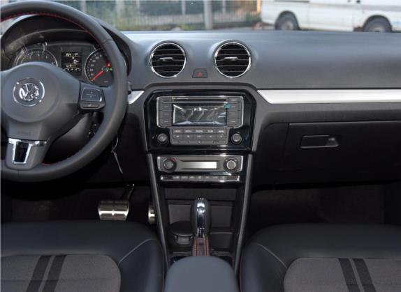 捷达 2015款 质惠版 1.4TSI 自动运动型 中控类   中控台