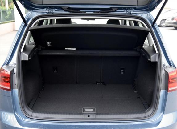 高尔夫·嘉旅 2016款 280TSI 自动豪华型 车厢座椅   后备厢