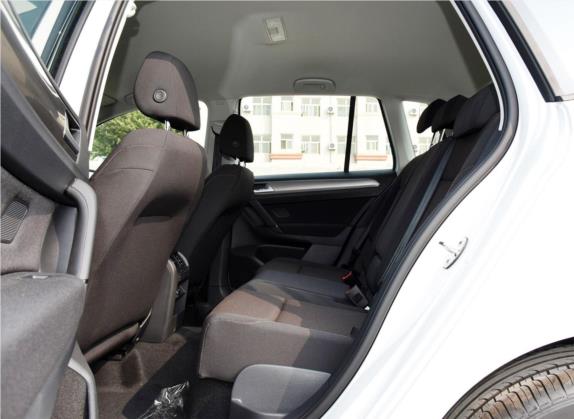 高尔夫·嘉旅 2016款 1.6L 手动舒适型 车厢座椅   后排空间